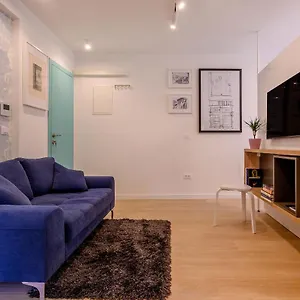 https://blue-and-green-apartments.splithotels.org